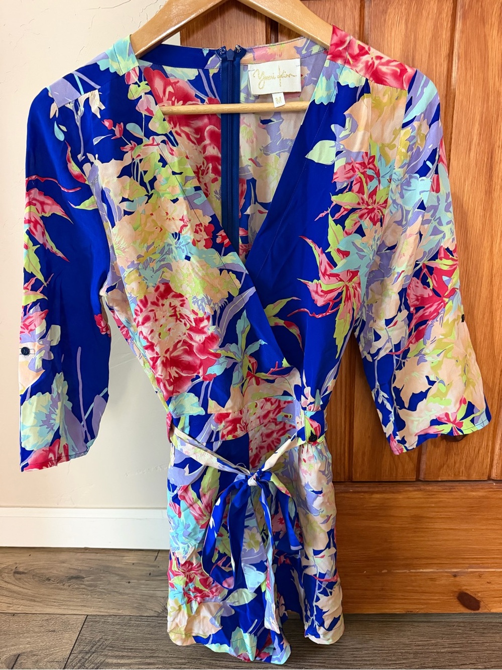 Yumi Kim 100% Silk Floral wrap Romper - Size M - Like New blue tie waist